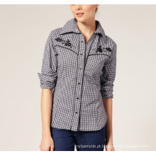 Ladie′s Fashion Check Algodão Equipado Manga Longa Mulheres Camisa